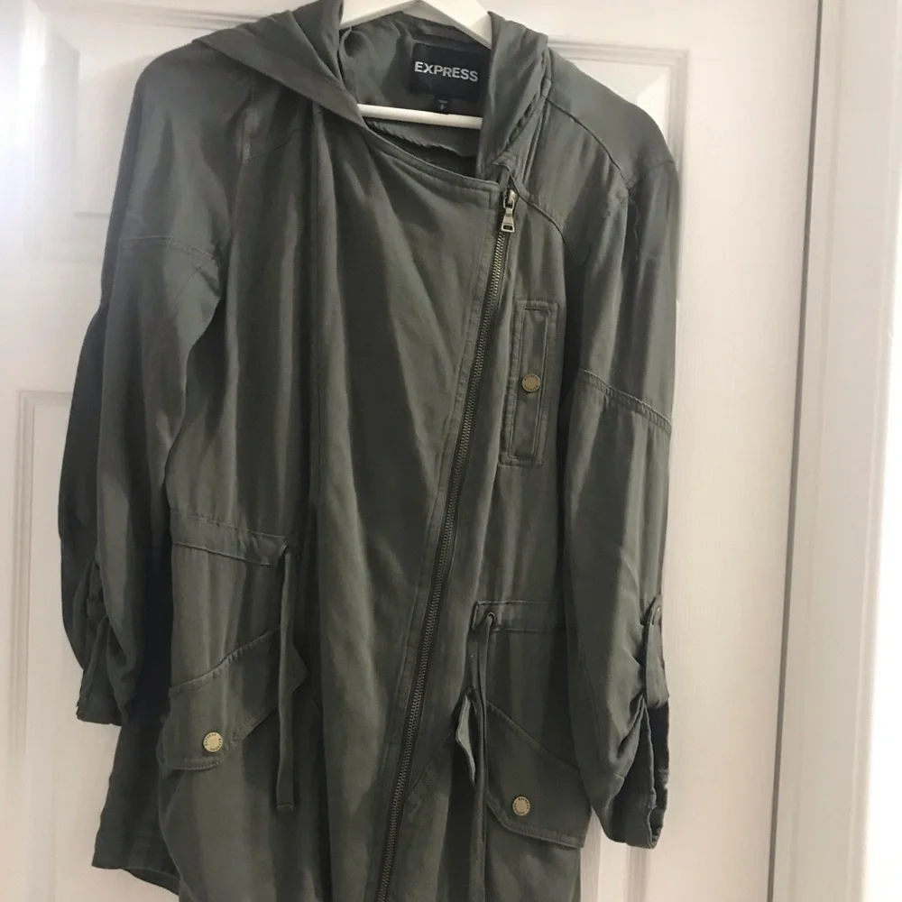 EXPRESS Women’s Spring/Fall Jacket - Picture 3 of 6